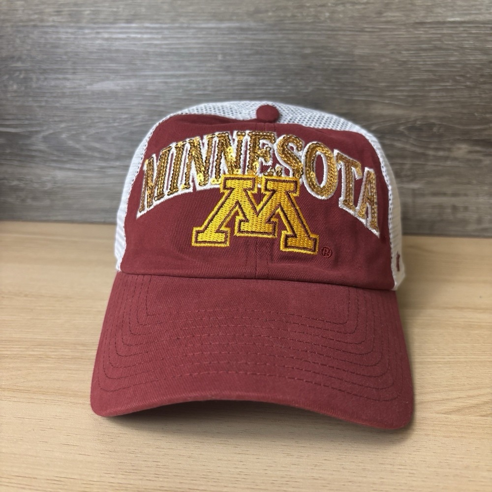 Minnesota‎ Golden Gophers Hat Cap Snap Back Womens Maroon Gold '47 - Picture 2 of 9